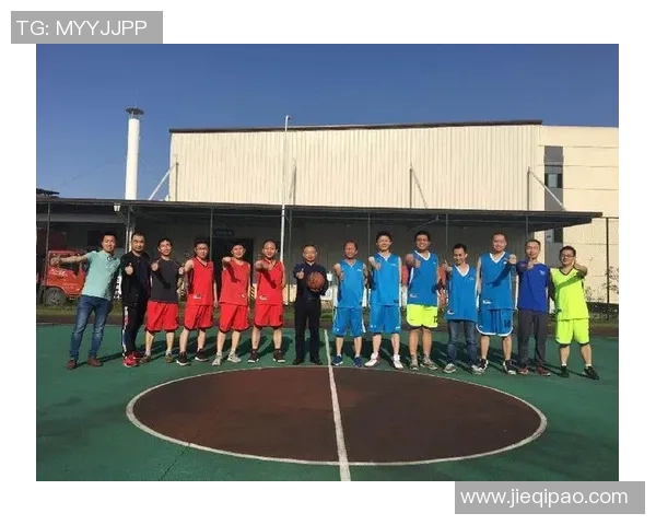 重庆篮球队荣登篮球团队协作排行榜第一名展现卓越团队精神与实力 重庆篮球队荣登篮球团队协作排行榜第一名展现卓越团队精神与实力