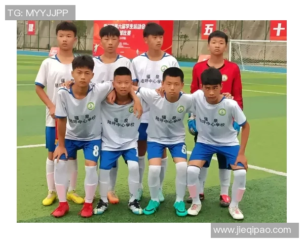 重庆足球队个人能力提升的热议与未来发展探讨 重庆足球队个人能力提升的热议与未来发展探讨