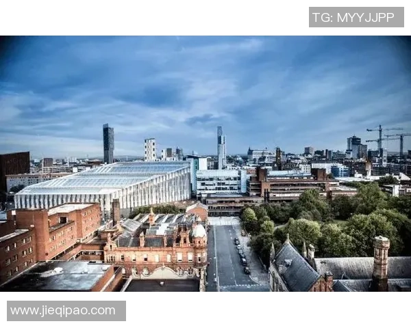 曼彻斯特足球明星的豪宅揭秘及居住区域分析