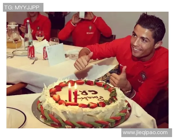 足球明星因玩手机被小孩质疑引发热议引发社会对偶像行为的讨论 足球明星因玩手机被小孩质疑引发热议引发社会对偶像行为的讨论